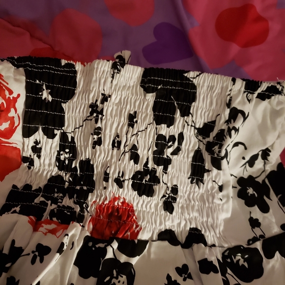 Dress, - Picture 9 of 12